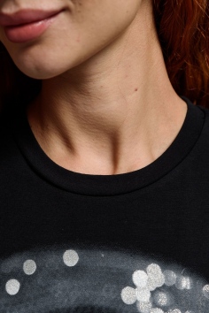  Футболка с длинным рукавом женская - черный+Змея стразы №Н-8516