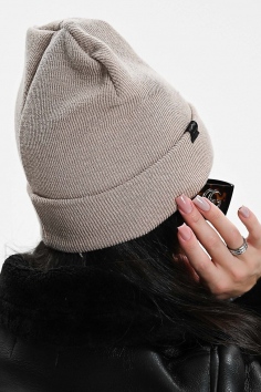 Шапка теплая в рубчик - бежевый